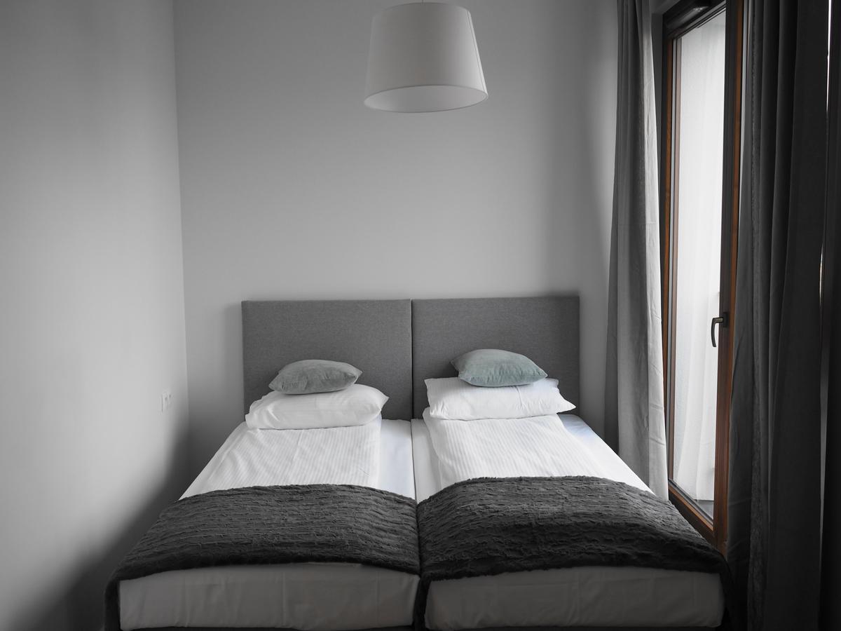 Magazynowa Airport Apartments Warsaw Ngoại thất bức ảnh