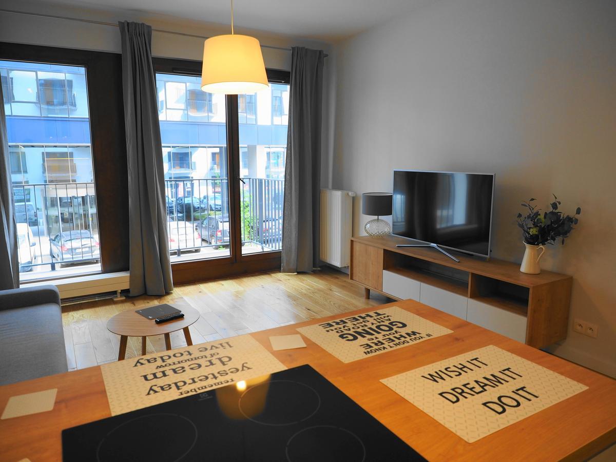 Magazynowa Airport Apartments Warsaw Ngoại thất bức ảnh