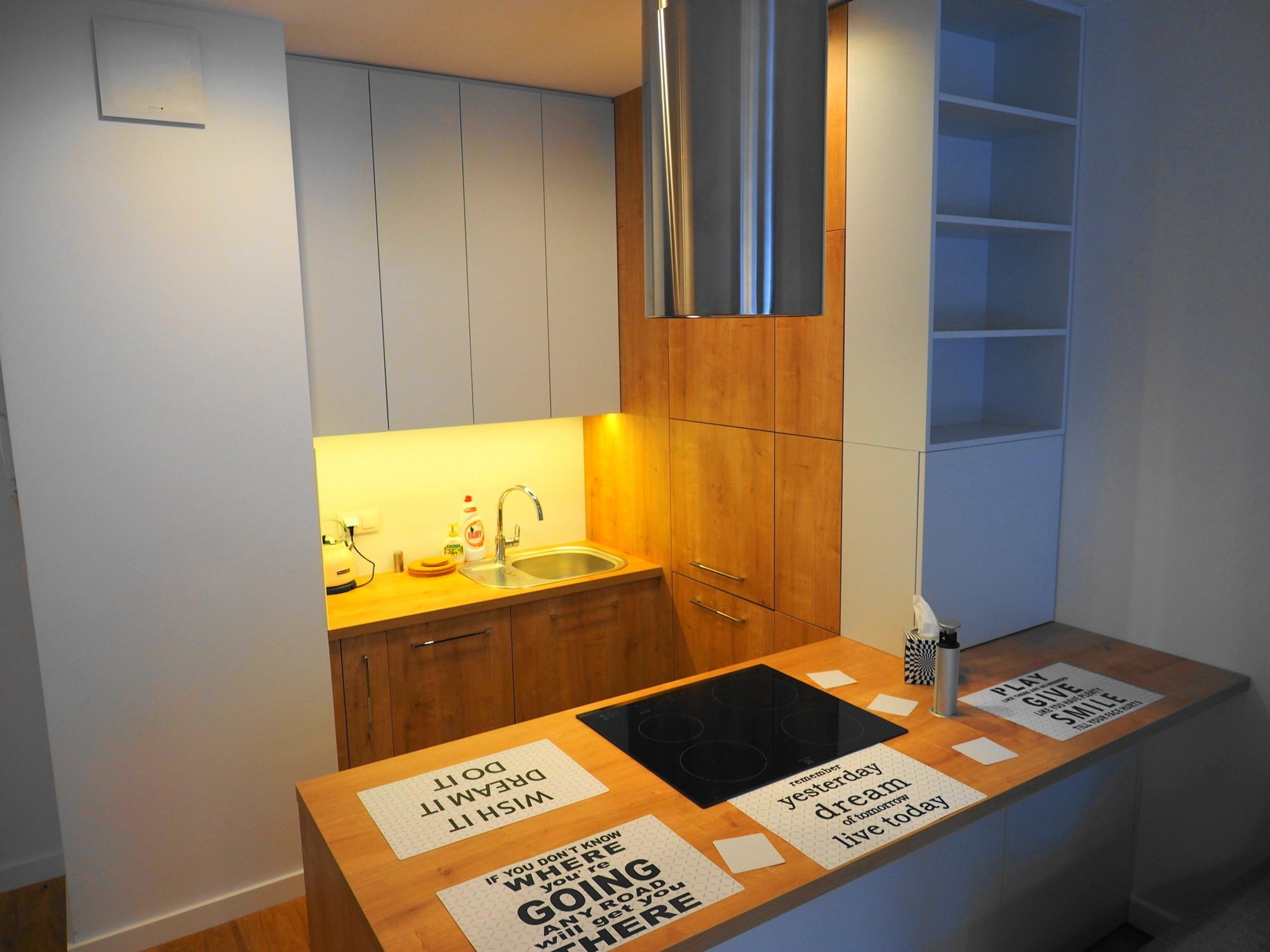Magazynowa Airport Apartments Warsaw Ngoại thất bức ảnh